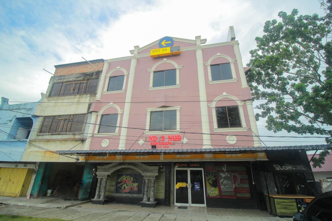 Spot On 2305 Andys Nur Penginapan Dumai Ngoại thất bức ảnh