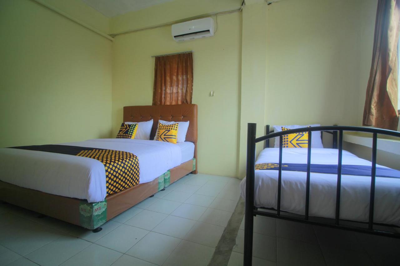 Spot On 2305 Andys Nur Penginapan Dumai Ngoại thất bức ảnh