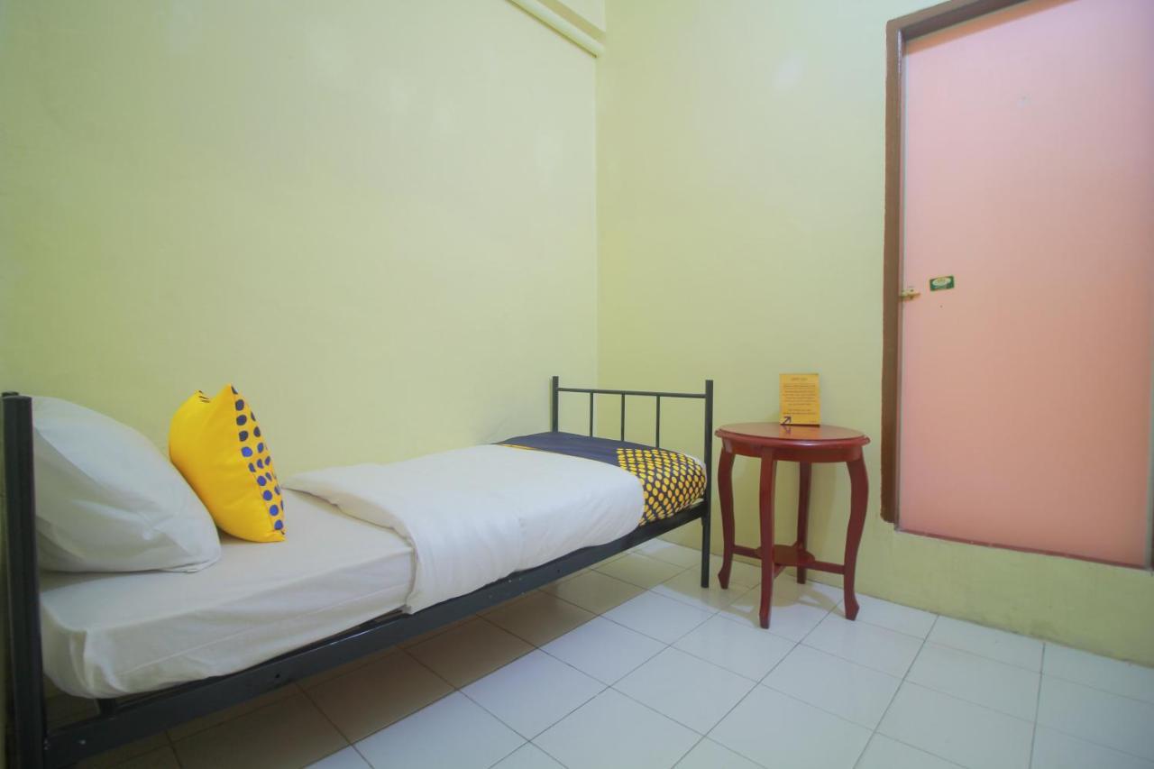 Spot On 2305 Andys Nur Penginapan Dumai Ngoại thất bức ảnh
