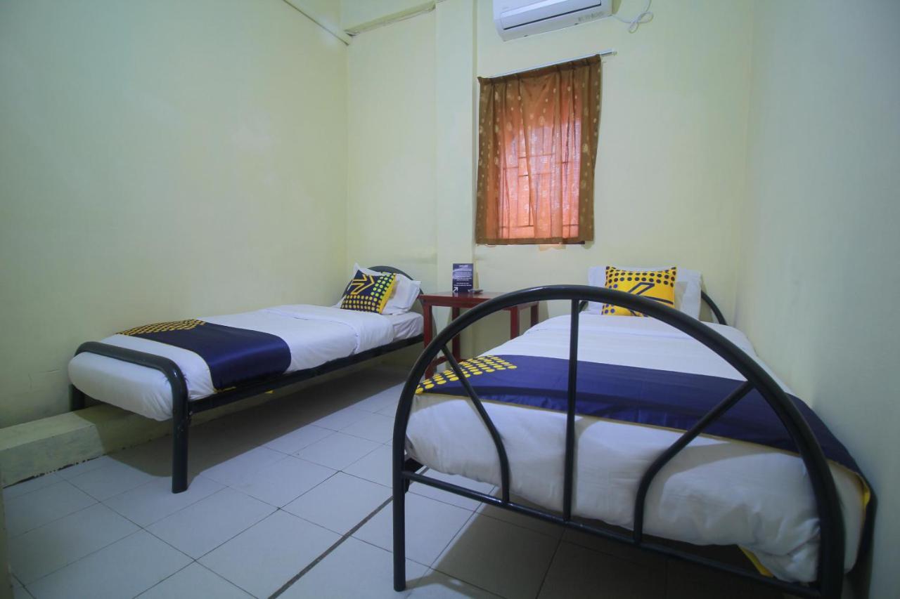 Spot On 2305 Andys Nur Penginapan Dumai Ngoại thất bức ảnh