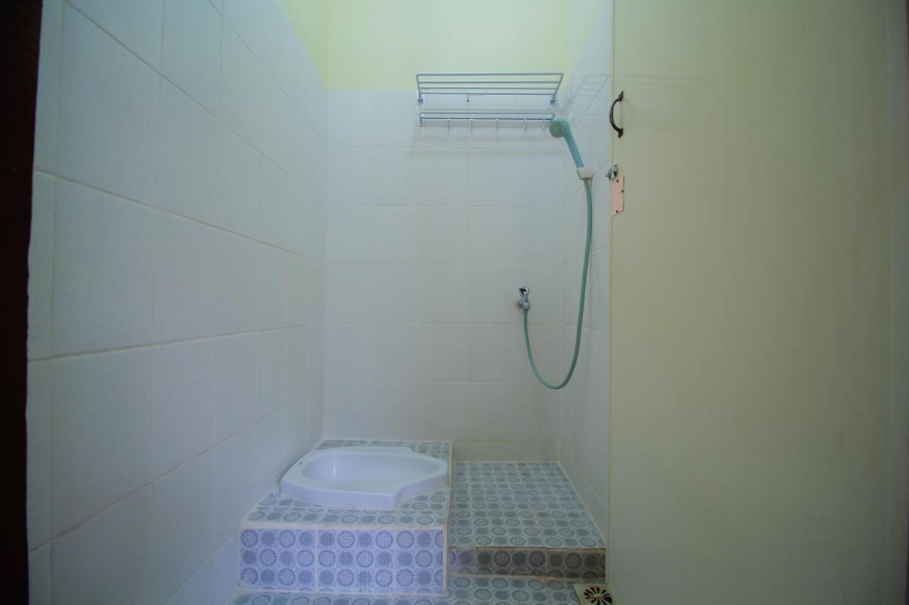 Spot On 2305 Andys Nur Penginapan Dumai Ngoại thất bức ảnh