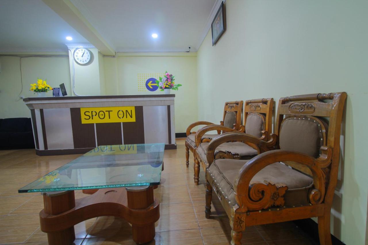 Spot On 2305 Andys Nur Penginapan Dumai Ngoại thất bức ảnh