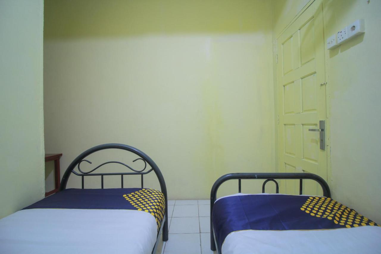 Spot On 2305 Andys Nur Penginapan Dumai Ngoại thất bức ảnh